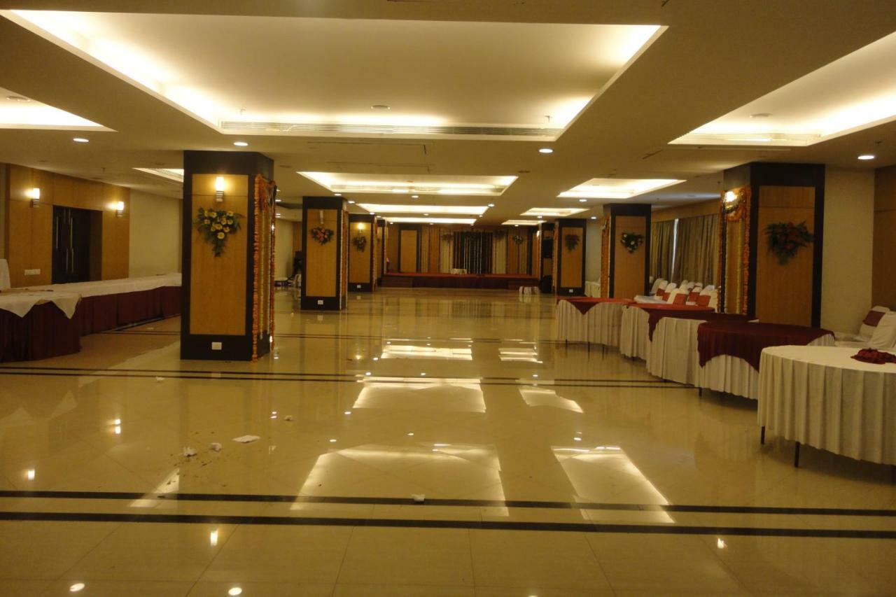 Hotel Mangal City Indore Exterior photo